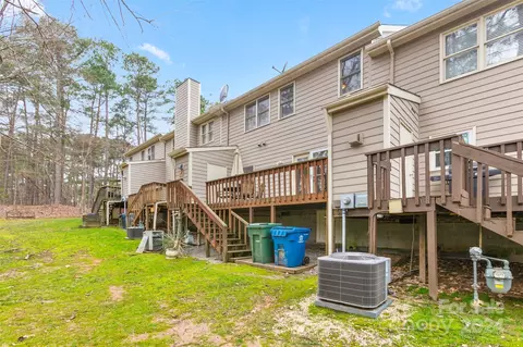 Exterior - 4237 Settlement Dr, Durham, NC 27713 photo 4 of 6