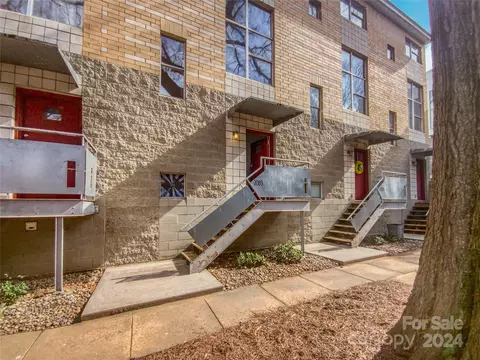 2083 Atherton Heights Ln, Charlotte, NC 28203