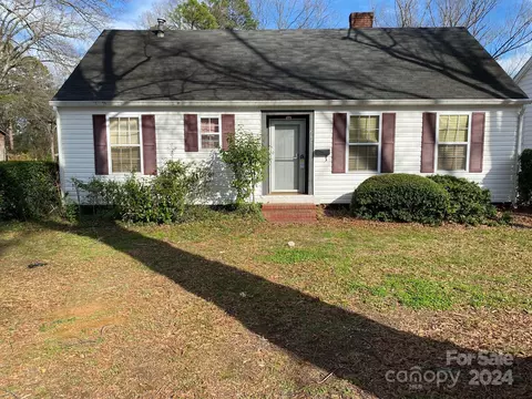 2101 Camp Greene St, Charlotte, NC 28208
