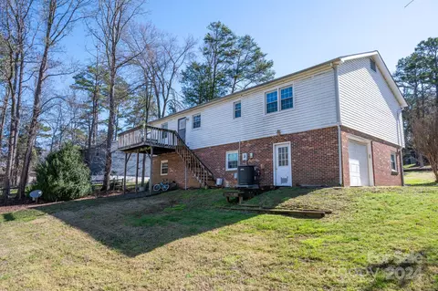 2305 Applegate Dr, Concord, NC 28027 photo 7