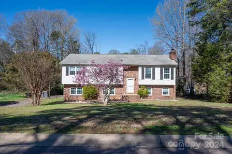 2305 Applegate Dr, Concord, NC 28027 photo 31