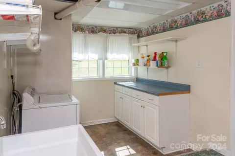 2305 Applegate Dr, Concord, NC 28027 photo 22