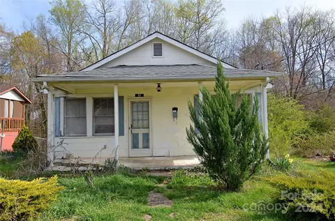 51 Tremont St, Marion, NC 28752