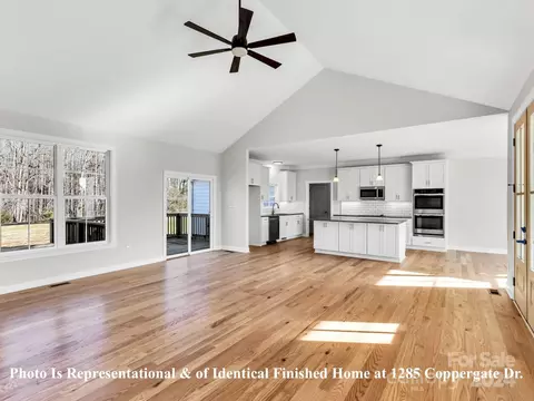 Kitchen - 1375 Coppergate Dr, Salisbury, NC 28147 photo 8 of 9
