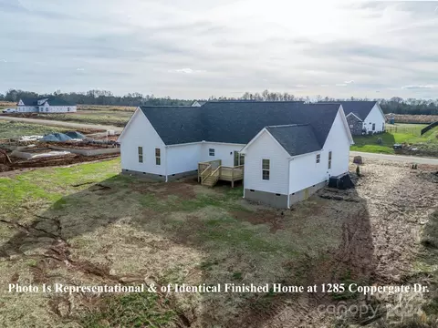 Exterior - 1375 Coppergate Dr, Salisbury, NC 28147 photo 5 of 7