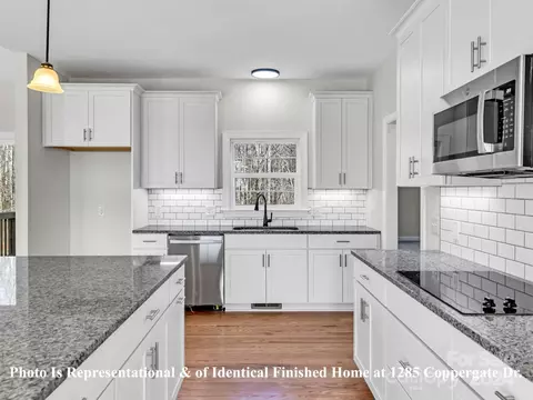 Kitchen - 1375 Coppergate Dr, Salisbury, NC 28147 photo 3 of 9