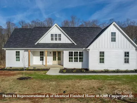 Exterior - 1375 Coppergate Dr, Salisbury, NC 28147 photo 4 of 7