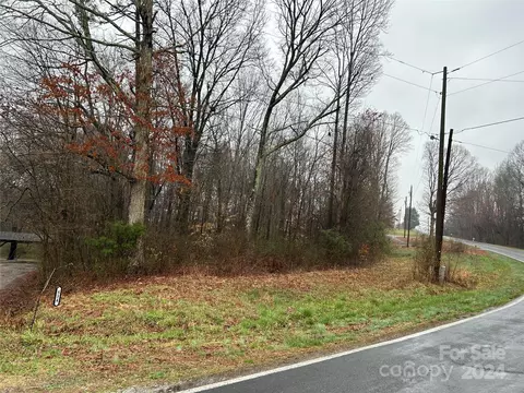 520 Fairfield Rd, Mocksville, NC 27028