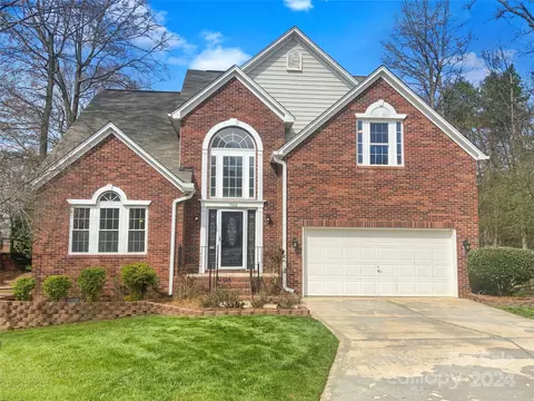7508 Westray Ct, Charlotte, NC 28269