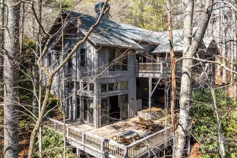 156 Cottage Dr, Sapphire, NC 28774