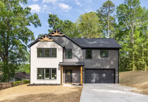 814 Paramount Cir, Gastonia, NC 28052