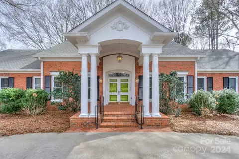 314 Wake Dr, Salisbury, NC 28144 photo 2