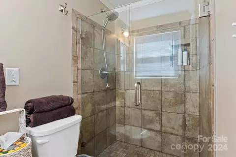 215 6th Ne St NE, Conover, NC 28613 photo 24