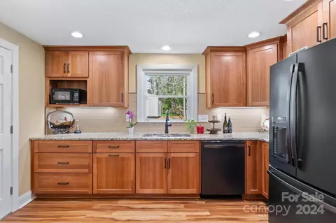 215 6th Ne St NE, Conover, NC 28613 photo 15