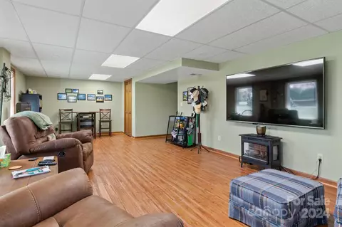 215 6th Ne St NE, Conover, NC 28613 photo 32