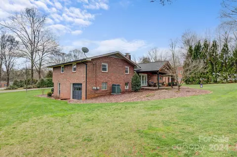 215 6th Ne St NE, Conover, NC 28613 photo 41