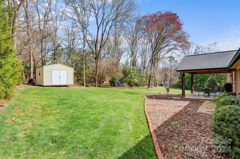 215 6th Ne St NE, Conover, NC 28613 photo 40