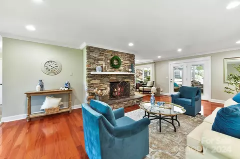 Living - 1305 Quail Dr, Monroe, NC 28112 photo 1 of 6