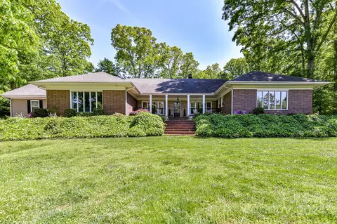 1305 Quail Dr, Monroe, NC 28112