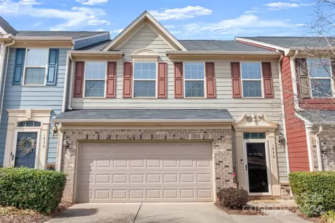 1846 Fleetwood Dr, Charlotte, NC 28208