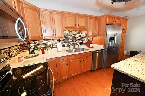 803 Whetstone Sw Pl SW, Conover, NC 28613 photo 11