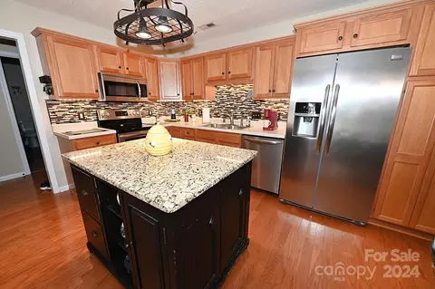 803 Whetstone Sw Pl SW, Conover, NC 28613 photo 13