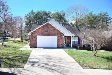 803 Whetstone Sw Pl SW, Conover, NC 28613 photo 2