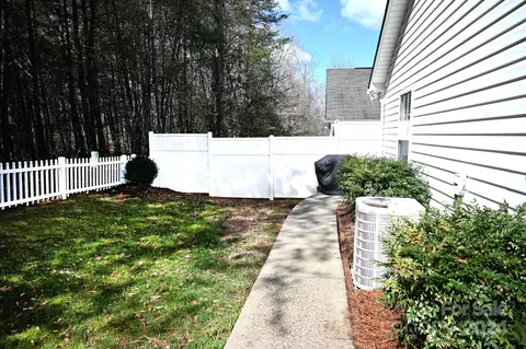 803 Whetstone Sw Pl SW, Conover, NC 28613 photo 25