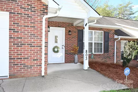 803 Whetstone Sw Pl SW, Conover, NC 28613 photo 4