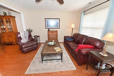 803 Whetstone Sw Pl SW, Conover, NC 28613 photo 9