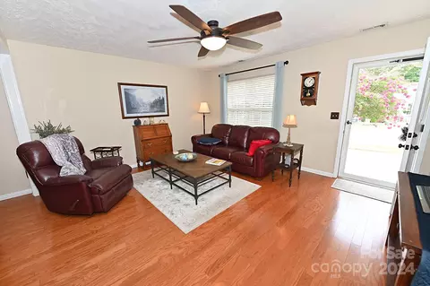 803 Whetstone Sw Pl SW, Conover, NC 28613 photo 6