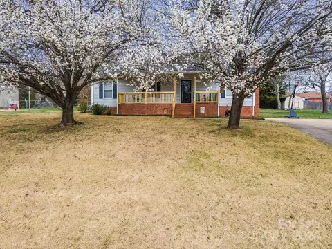 408 Caswell Ave, Bessemer City, NC 28016
