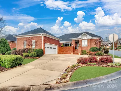 1202 Greenside Nw Dr NW, Concord, NC 28027