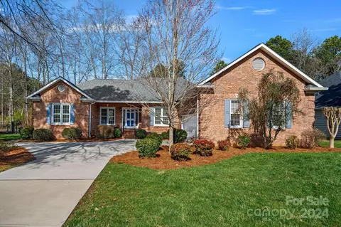 7728 Hickory Stick Pl, Charlotte, NC 28277