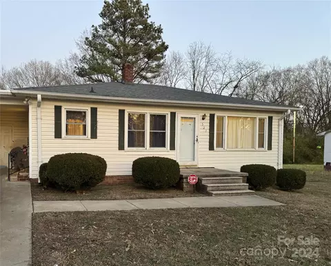 527 Washington Ln, Albemarle, NC 28001
