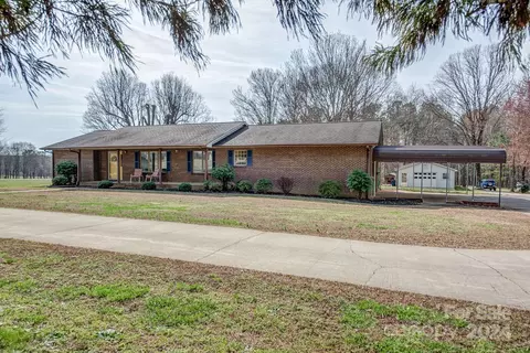 251 Press Sweezy Rd, Kings Mountain, NC 28086