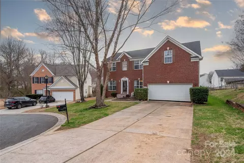 13207 Ballara Pl, Huntersville, NC 28078