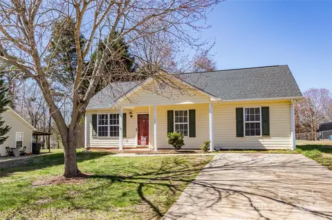 389 Winecoff St, Troutman, NC 28166
