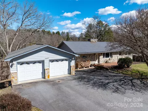 1437 Island Ford Rd, Brevard, NC 28712
