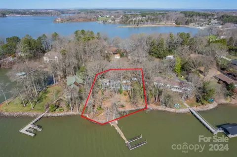 229 Paradise Peninsula Rd, Mooresville, NC 28117