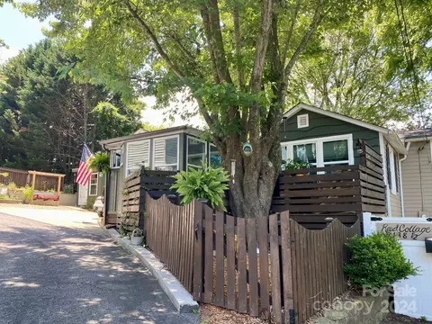138 Reed A St #A, Asheville, NC 28803