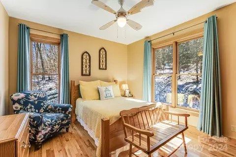Bedroom - 85 Bee Tree Ln, Mars Hill, NC 28754 photo 4 of 5