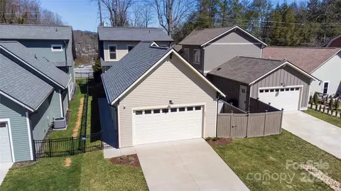 299 Probart St, Brevard, NC 28712 photo 29