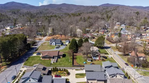 299 Probart St, Brevard, NC 28712 photo 32