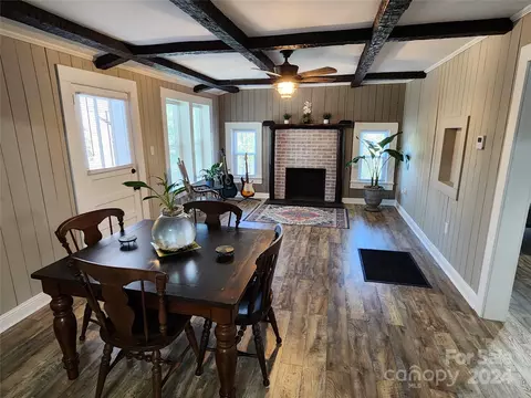 Dining - 4072 Bennett Rd, Morganton, NC 28655 photo 1 of 6