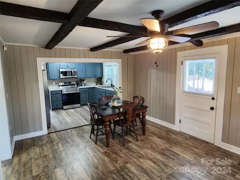 Dining - 4072 Bennett Rd, Morganton, NC 28655 photo 4 of 6