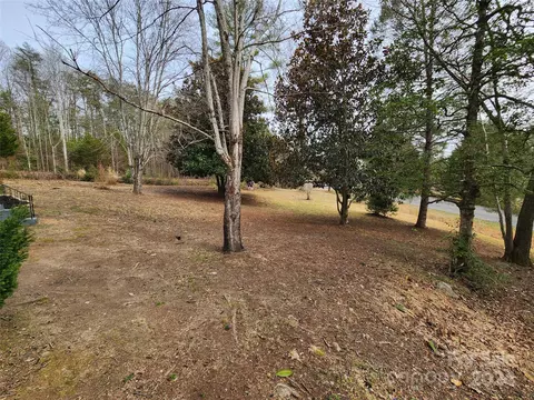 View/Area - 4072 Bennett Rd, Morganton, NC 28655 photo 1 of 2