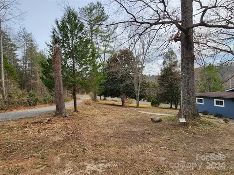 View/Area - 4072 Bennett Rd, Morganton, NC 28655 photo 2 of 2