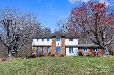 53 Braddock Way, Asheville, NC 28803