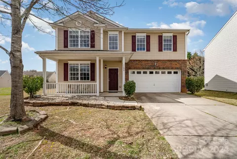 7409 Leahurst Ct, Matthews, NC 28105